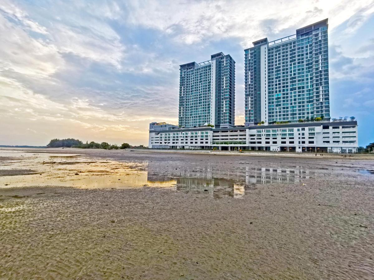 Aisi3 Studio Seaview At Tanjung Lumpur Kuantan Extérieur photo